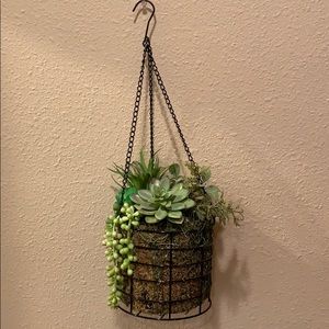 ✨Fake Succulent Hanging Plant✨